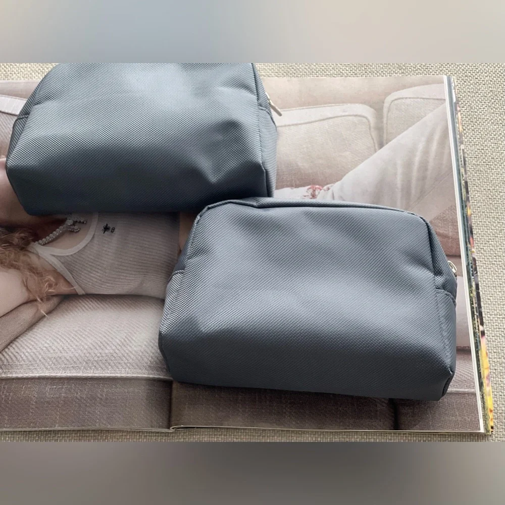 New Tumi For Delta Lined Cosmetic/Toiletry Bag/Pouch In Gray